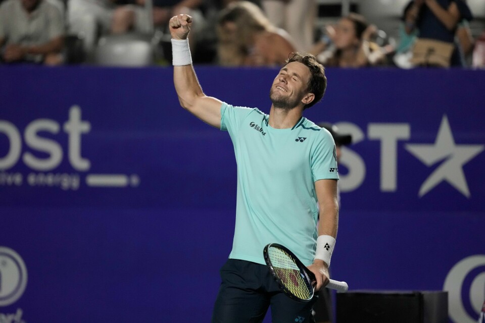 TENNIS: Casper Ruud er tilbake på topp ti-listen over verdens beste tennisspillere. Casper Ruud fortsetter å herje på mexicansk hardcourt. Foto: Eduardo Verdugo / AP / NTB