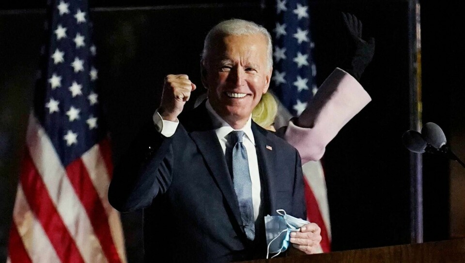 VINNER: Joe Biden vinner valget i USA. Han kommenterer seieren på Twitter.
