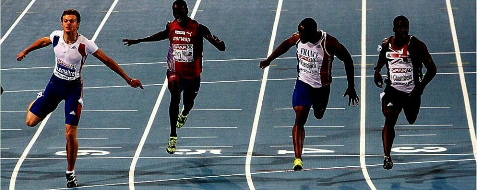 TAP: Jaysuma Saidy Ndure (med rød trøye) kom på 6.plass i finalen i 100 meter. Det var i europa-mesterskapet (VM) i friidrett i Spania. Christophe Lemaitre (til venstre) vant.