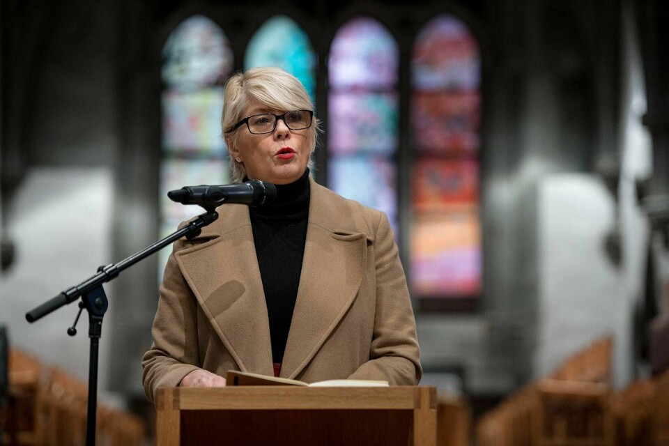 MILJØ: Bildet viser Kirkerådets leder Kristin Gunleiksrud Raaum. Hun har sendt ut et forslag til nye regler. Kirkerådet vil at medlemmene skal fly mindre i jobben.