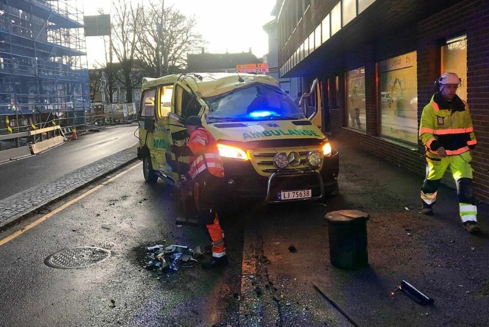 KRASJET: To ambulanser under utrykning krasjet i Tønsberg sentrum. Ingen ble skadd i uhellet.