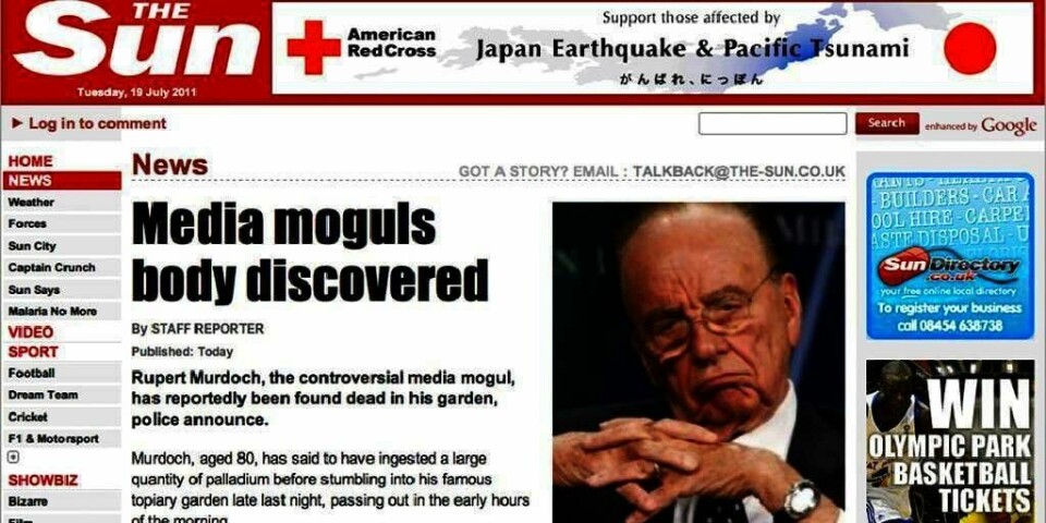 FALSK:  Denne artikkelen ble lagt ut på den britiske avisa The Sun sine nettsider natt til tirsdag. Den falske artikkelen ble publisert av hackere. I artikkelen står det at The Suns eier Rupert Murdoch er funnet død.