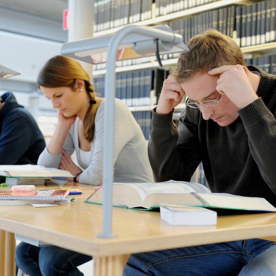 UTDANNELSE: For mange tar høy utdannelse i Norge. Det vil ikke være nok jobber i 2035, viser en ny rapport. Bildet er en illustrasjon.