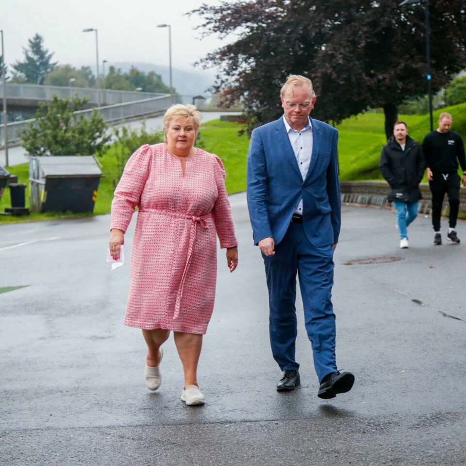 AKSJER: Sindre Finnes handlet med aksjer. Samtidig var kona Erna Solberg statsminister. Bildet viser Erna Solberg og Sindre Finnes.