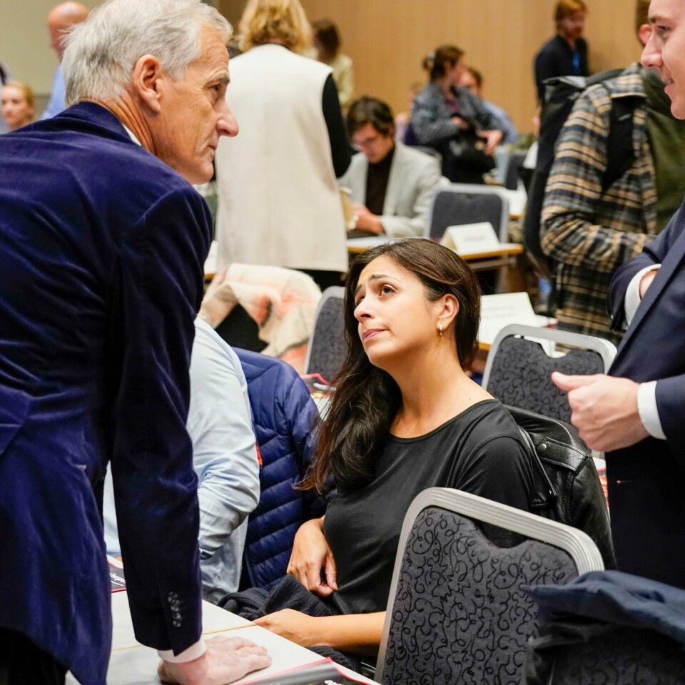 POLITIKK: Diskusjonen om Arbeiderpartiets politikk var et av temaene på Aps landsstyremøte. I tida framover skal statsminister og Ap-leder Jonas Gahr Støre og stortingsrepresentant Hadia Tajik forsøke å overbevise velgere over hele landet om å stemme på Ap lokalt. Bildet viser Jonas Gahr Støre og stortingsrepresentant Hadia Tajik i Arbeiderpartiet. Foto: Gorm Kallestad / NTB