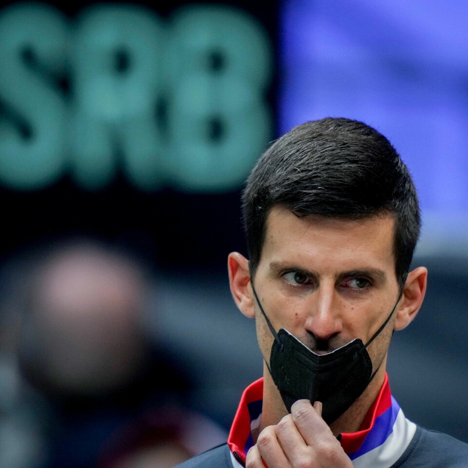 AUSTRALIA: Djokovic er i Australia for å vinne sin 21. Grand Slam-tittel. Det ville være verdensrekord. Faren til Novak Djokovic tror ikke at sønnen vil stille for å forsvare tittelen i Australian Open i januar. Foto: Michael Probst / AP / NTB