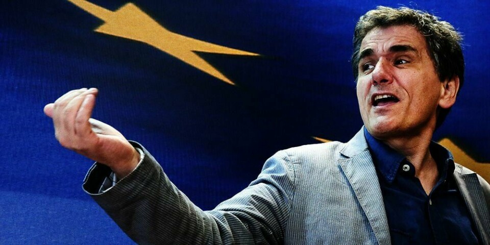 ENIGE: Euklid Tsakalotos har kjempet hardt for nye lån til Hellas. Nå har finansministeren lykkes. Landet får nye lån.