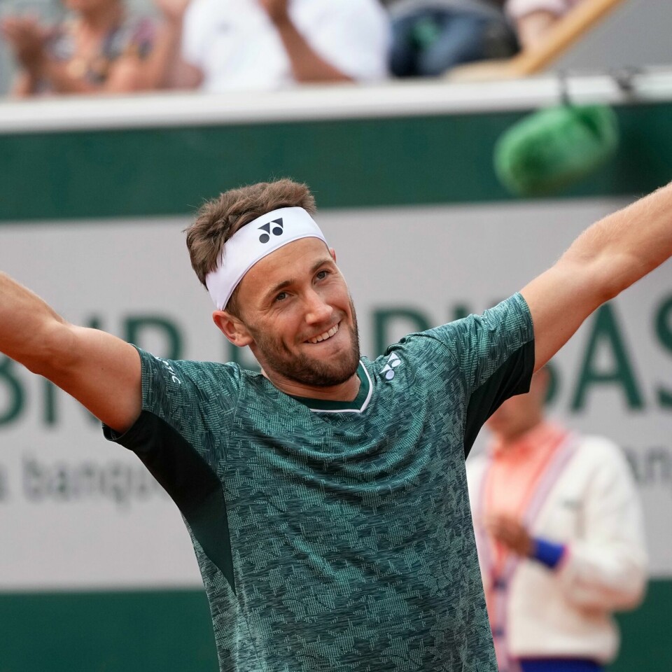 TENNIS: Casper Ruud gjør det bra i Roland-Garros-turneringen. Casper Ruud gjør det bra i Roland-Garros-turneringen. Foto: Michel Euler, AP / NTB