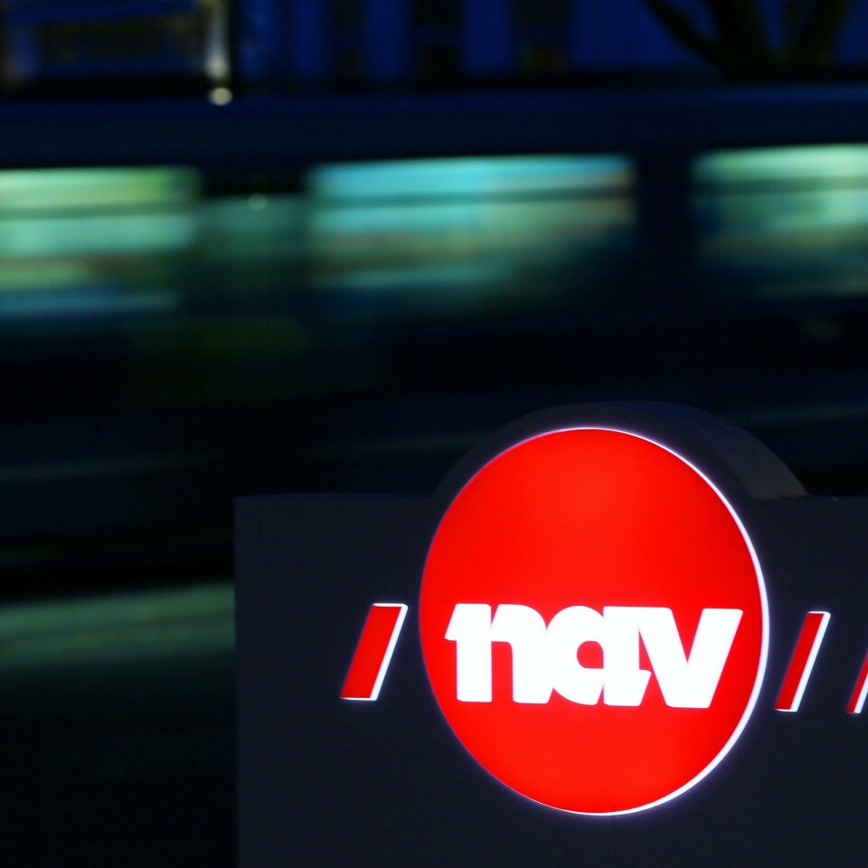 BOT: Datatilsynet har varslet at de vil gi Nav et gebyr på 5 millioner kroner. Det skjer som følge av brudd på personvern-reglene.Foto: Ørn E. Borgen / NTB Bildet viser et vindu med Nav-symbolet i.