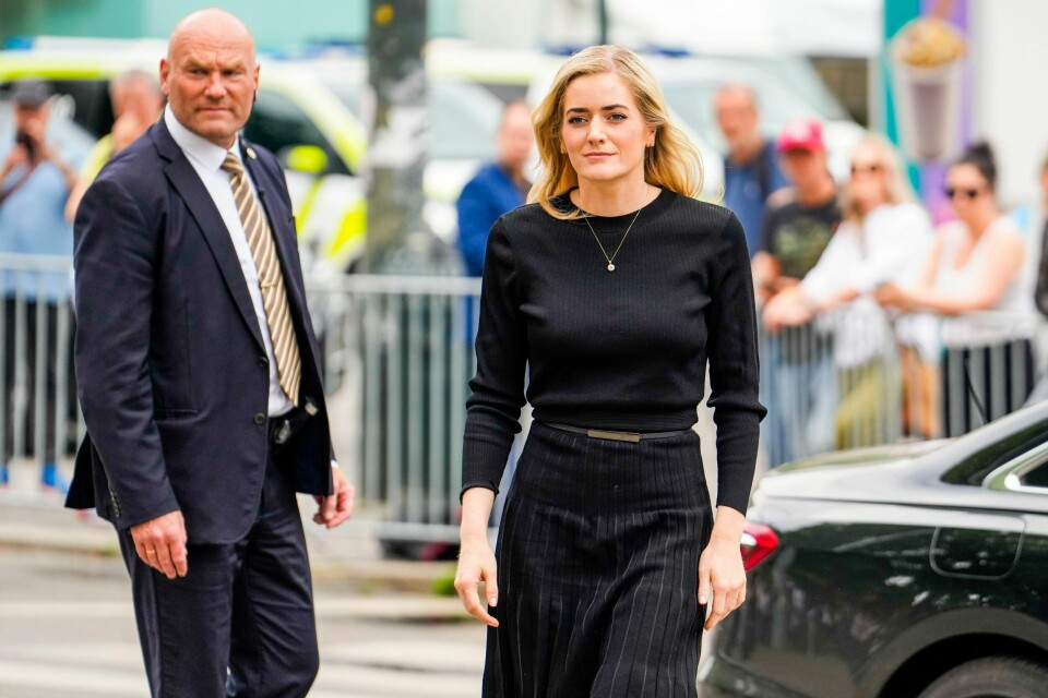 SVAR: Emilie Enger Mehl sier hun vil ha svar på hvordan politiet har løst oppgavene sine. Justisminister Emilie Enger Mehl (Sp) varsler allerede nå at skytingen i Oslo natt til lørdag vil få etterspill – blant annet i form av en evaluering av PST og politiet. Foto: Javad Parsa / NTB
