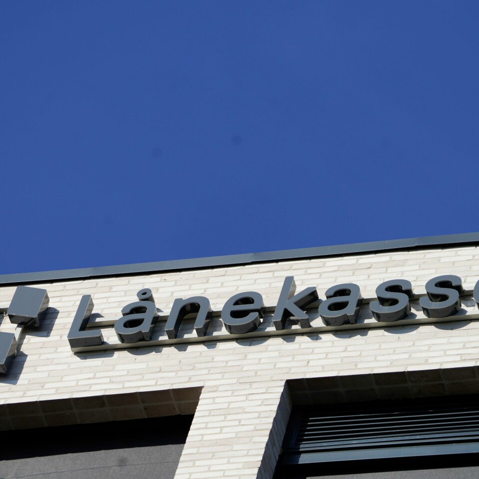 LÅN: Det har vært rekordmange som vil utsette å betale studielånet sitt. I fjor droppet 15.000 av 181.300 elever å søke om utstyrsstipend. I tillegg var det 7.600 som søkte, men som ikke signerte avtalen. Det ga en andel på 87,5 prosent som søkte og fikk pengene utbetalt, opplyser Lånekassen. Foto: Terje Bendiksby / NTB