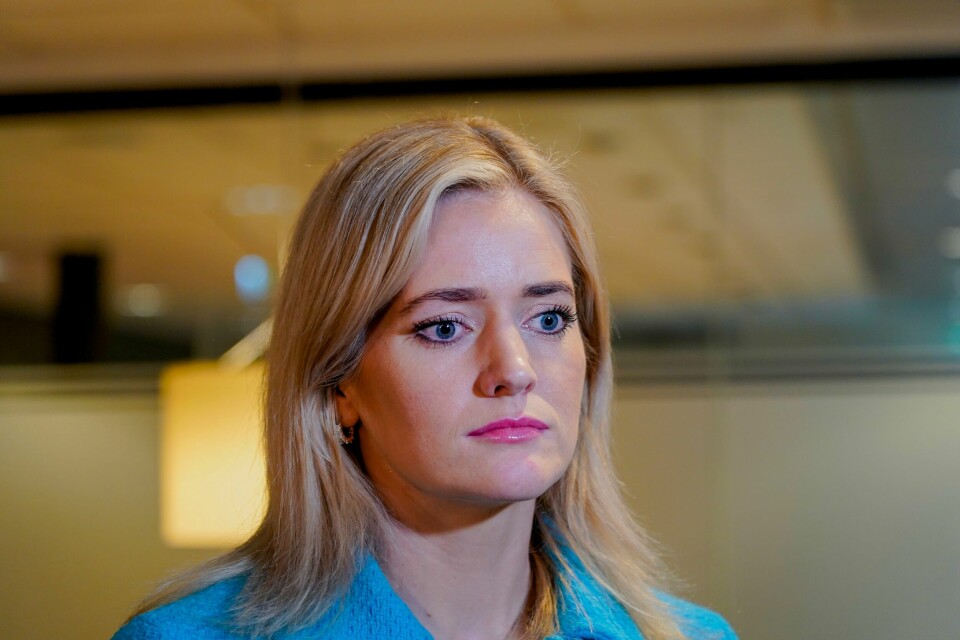 FRARÅDER: Emilie Enger Mehl er minister for justis- og beredskaps. Hun sier regjeringen ikke bør ha TikTok og Telegram på telefon de bruker på jobb. fetterens historie gjorde sterkt inntrykk på justis- og beredskapsminister Emilie Enger Mehl (Sp). Nå starter fetteren arbeidet med å fremme et erstatningskrav som etter hvert vil havne på hennes bord. Foto: Terje Bendiksby / NTB