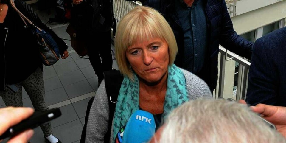 STREIKER:Lærerne ble ikke enige med arbeidsgiverne i KS om en avtale torsdag. Dermed streiker tusener av lærerne videre. Her intervjues Ragnhild Lied. Hun er Utdannings-forbundets leder.