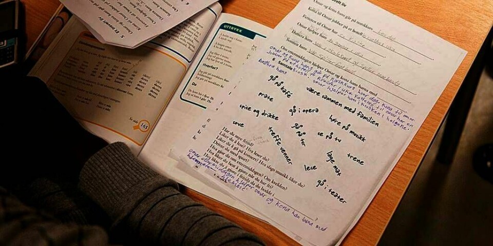 NORSK:  Flere innvandrere enn før deltar på kurs. Det er for å forberede dem på livet i Norge.