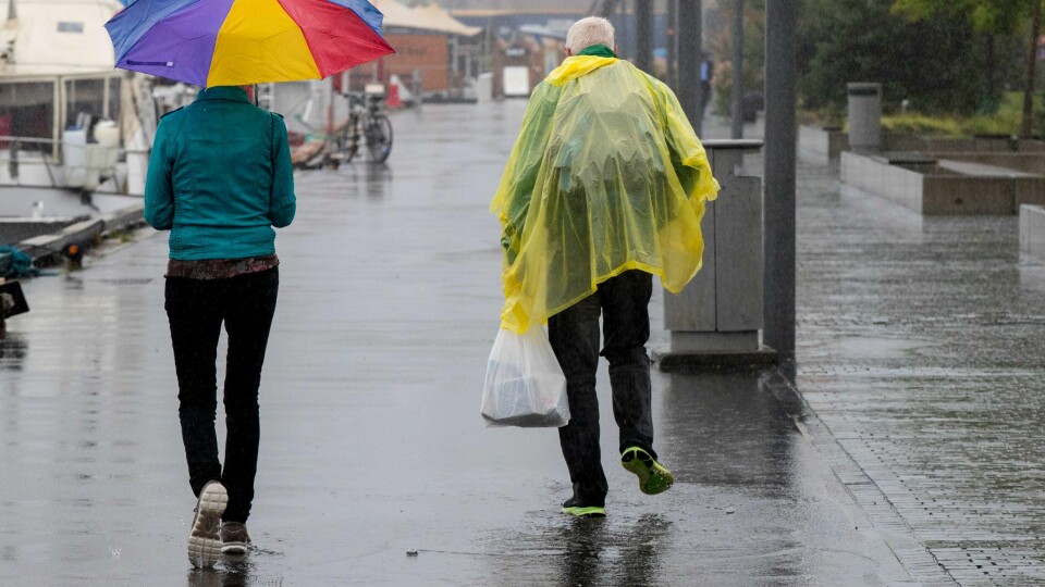 VÅTT: Vintrene i Norge blir mildere, sier forsker. Det kommer til å regne mer.