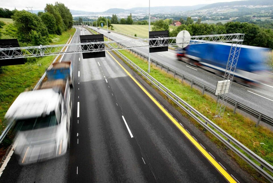 FLERE: Det kan bli flere motorveier med høy fartsgrense. Og de kan bli smalere enn det som er lov nå.