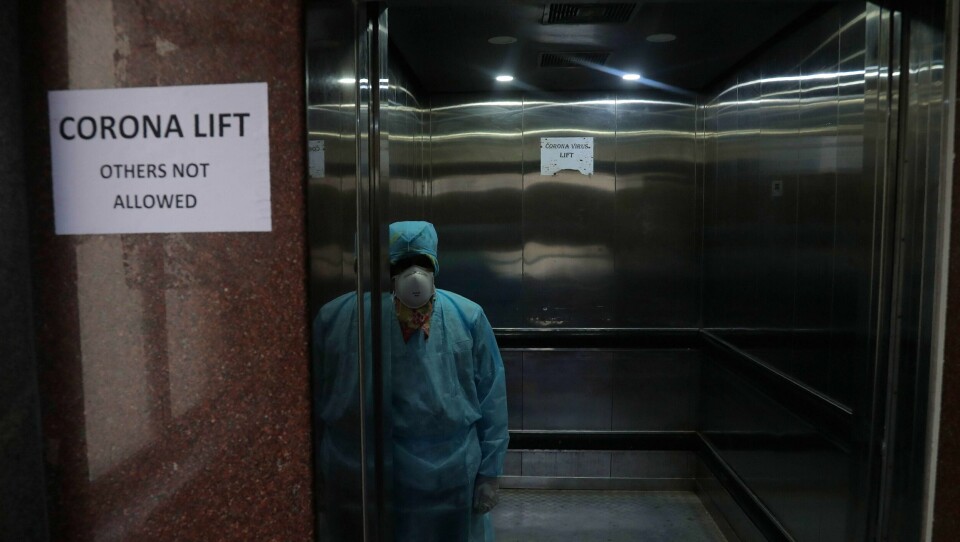 HEIS: Denne heisen i India er for folk som kan ha korona-virus.