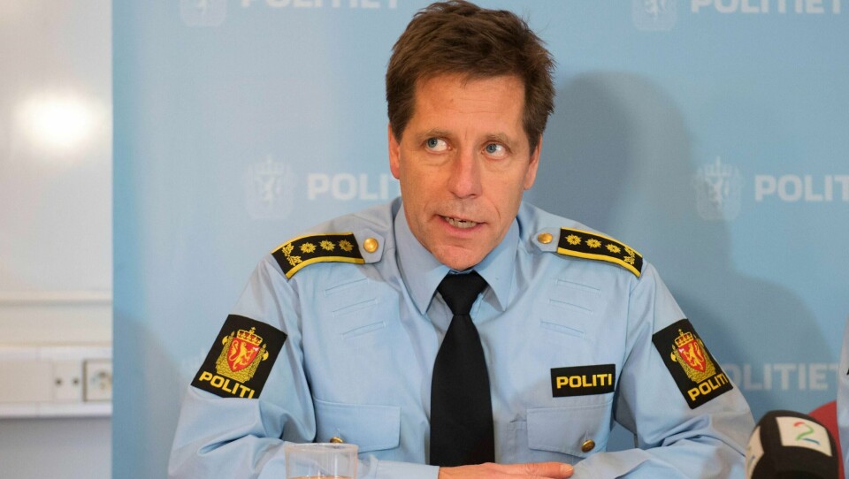 HÅPER: Politiet håper at folk skjønner alvoret i situasjonen. Det sier Gunnar Fløystad i Vest politidistrikt. Bildet er fra en annen pressekonferanse.