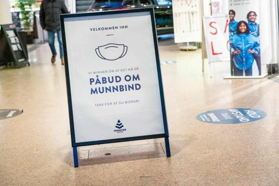 ÅPNER: Flere kommuner åpner opp litt. Noen av de strengeste reglene blir fjernet der det er lite smitte.