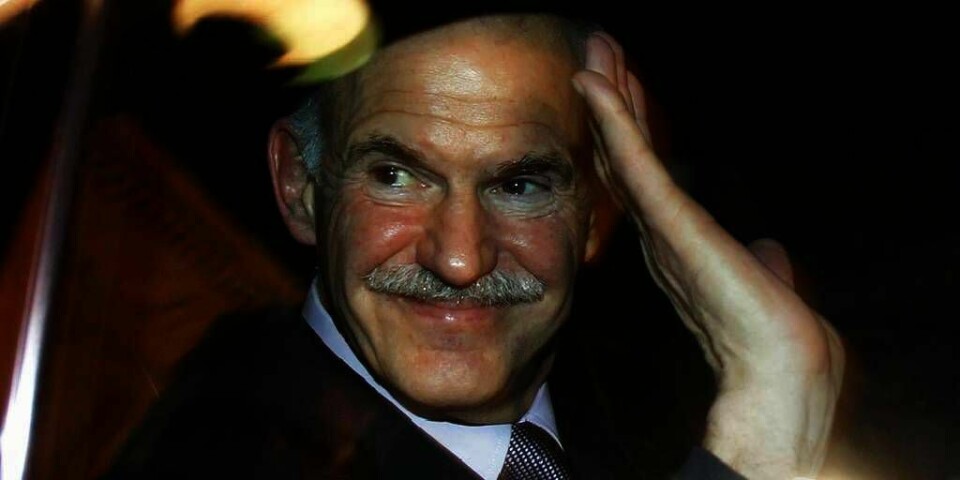 FERDIG: Giorgos Papandreou slutter som statsminister i Hellas. En felles regjering med flere partier skal styre landet. Det er fram til det holdes nye valg i februar.
