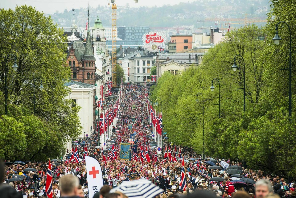 TOG: Det blir barnetog på 17.mai på NRK likevel. Kanalen vil sende toget fra Oslo.
