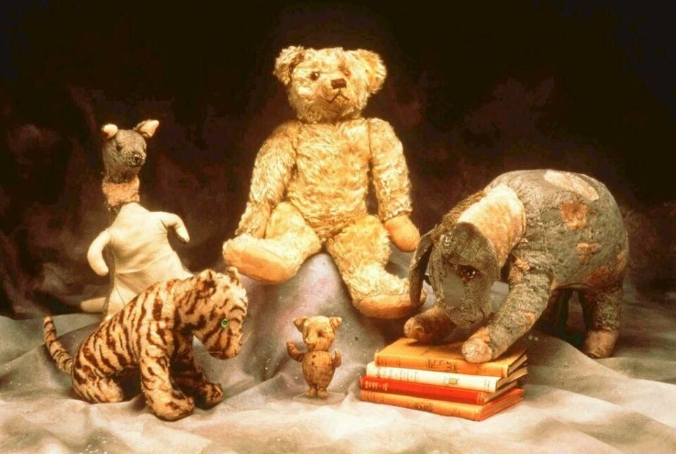 OLE BRUMM: Teddybjørnen Ole Brumm er berømt. Vi trodde denne bamsen inspirerte tegneren til å lage Brumm. Slik var det ikke. Bamsen på bildet var ikke søt nok.