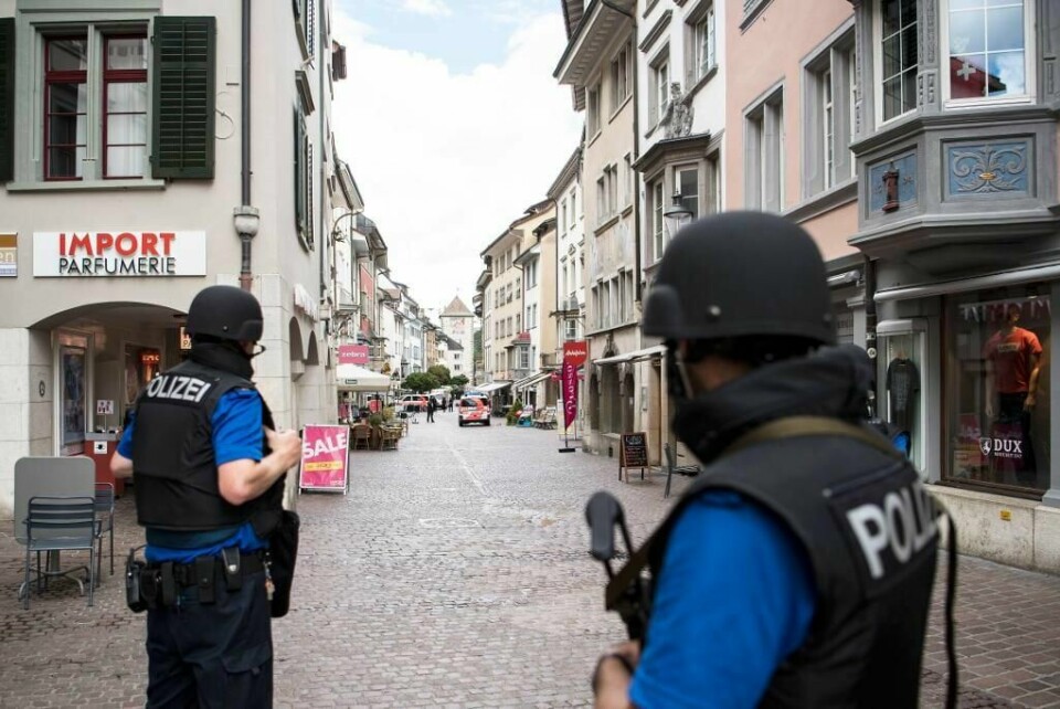 ANGREP: Fem personer ble skadd i Schaffhausen i Sveits. En mann angrep med motorsag.