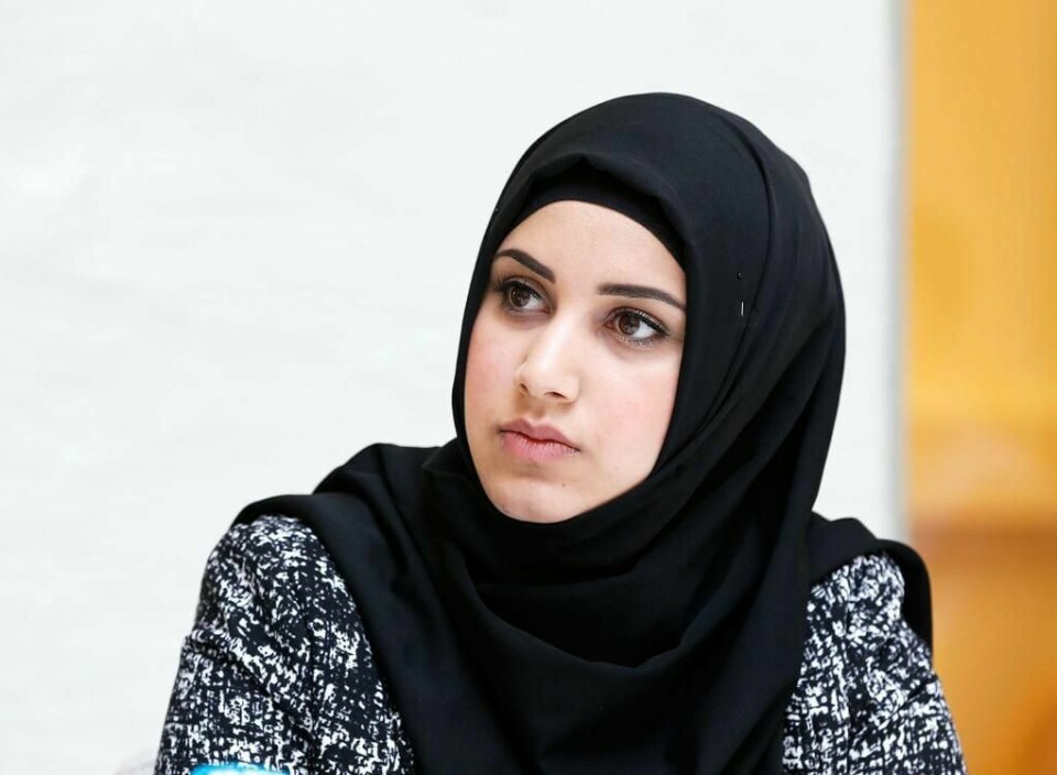 TV: Faten Mahdi Al-Hussaini vil finne parti å stemme på. Det gjør hun i TV-programmet «Faten tar valget».