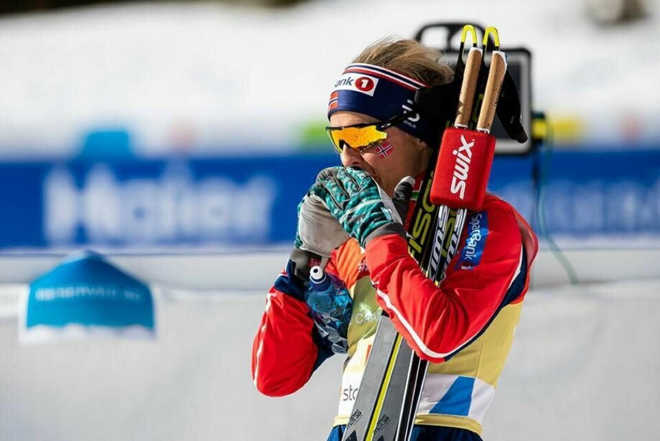 KLAR: Therese Johaug skal gjøre sitt beste under tremila lørdag. Men det blir en hard kamp om medaljene, tror hun.