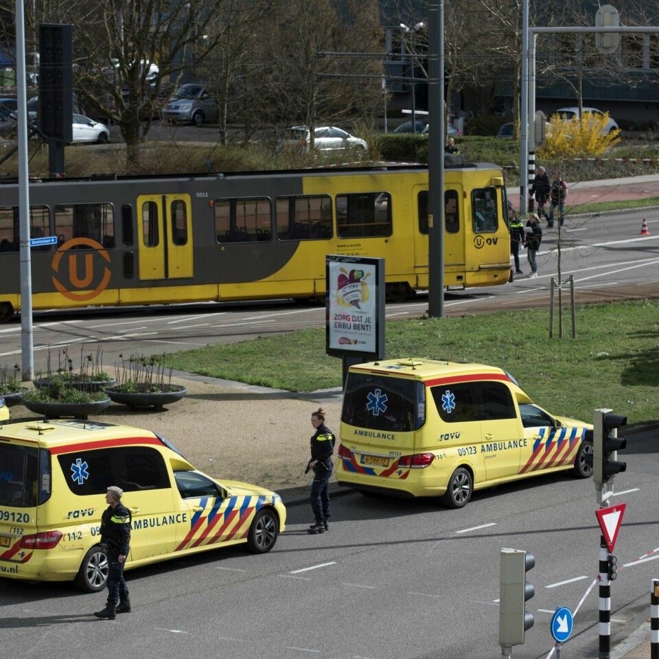 SKYTING: En mann begynte å skyte på en trikk i Nederland. Tre personer er døde.