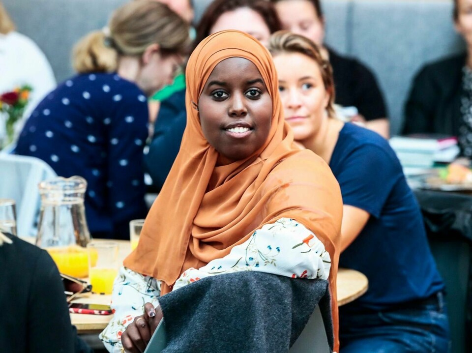 VANT: Sumaya Jirde Ali får en pris for ytringsfrihet. Hun må tåle mye hets for det hun skriver.