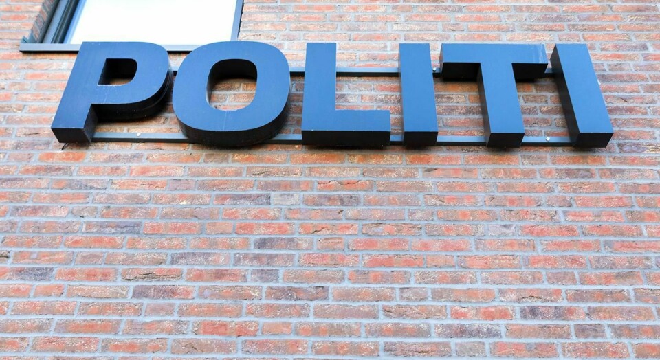 DØDE: En mann døde etter å ha blitt badet i glovarmt vann. Nå er både Færder kommune og ei som jobber i kommunen, siktet. Politiet etterforsker saken.