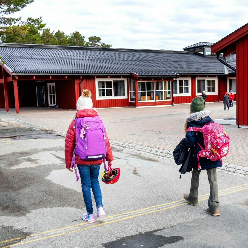 SKOLE: Eldre barn får begynne på skolen igjen.