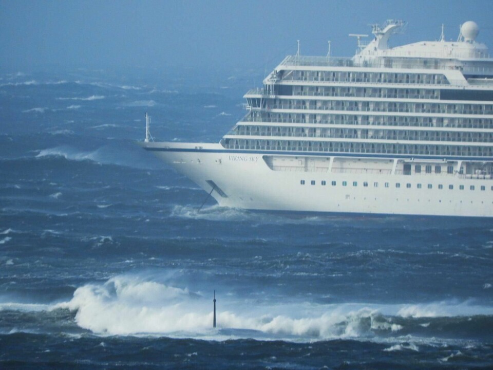 TRØBBEL: Cruiseskipet Viking Sky fikk problemer under uvær i mars. Redningsselskapet, Norsk Folkehjelp og Røde Kors var blant dem som hjalp til under rednings-aksjonen.