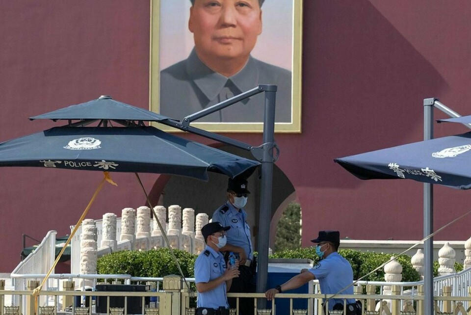 STENGER: Flere restauranter og skoler må stenge igjen i Beijing i Kina. Fly til og fra byen er innstilt. Årsaken er ny smitte med korona-viruset.