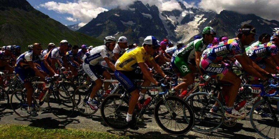 DOPING: Den siste tiden har mange blitt avslørt for å bruke dopingmidler i sport. Blant annet har mange syklister blitt tatt. Bildet er fra rittet Tour de France i 2002.