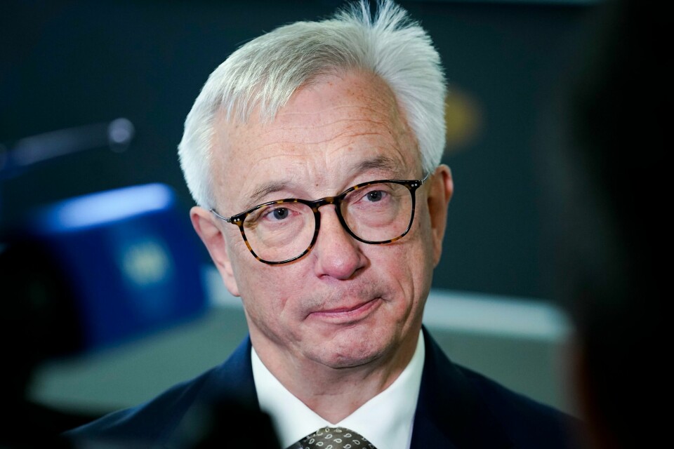 ARBEIDSLIV: – Vi har ikke råd til at så mange unge faller utenfor arbeidslivet, sier Karl Eirik Schjøtt-Pedersen. Han er riksrevisor. Bildet er av Karl Eirik Schjøtt-Pedersen. Han er riksrevisor.