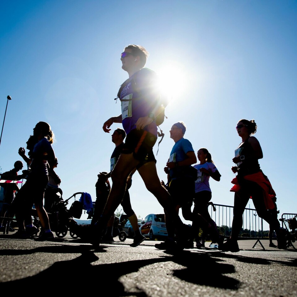 MARATON: 23.000 løpere skal løpe i Oslo Maraton lørdag. Bildet viser løpere i Oslo maraton. Foto: Stian Lysberg Solum / NTB