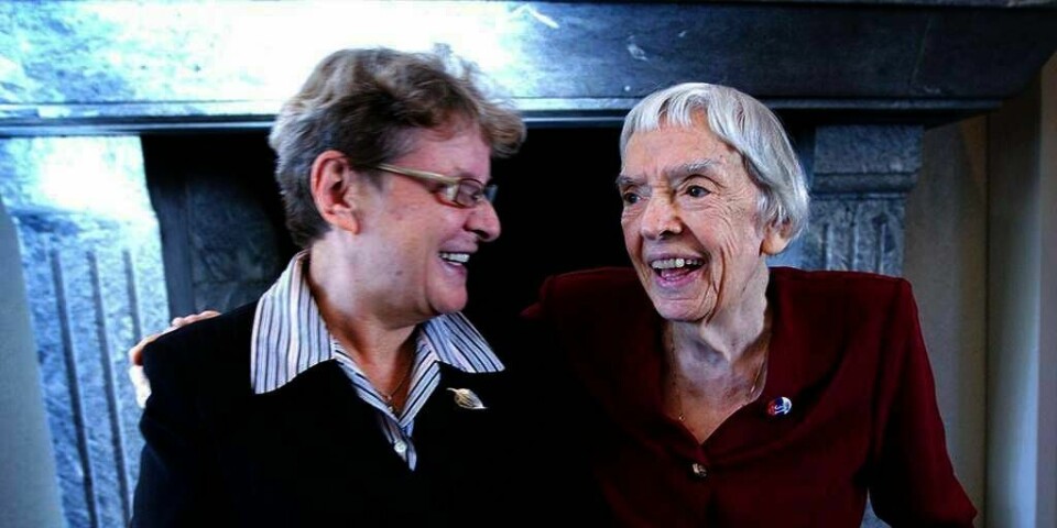 NOMINERT: Flere tror en russer får Nobels fredspris i år. Russiske Ljudmila Aleksejeva (til høyre) er en het kandidat, ifølge TV 2. Hun jobber for miljø og menneske-rettigheter. Også Svetlana Gannusjkina til venstre jobber for menneske-rettigheter.