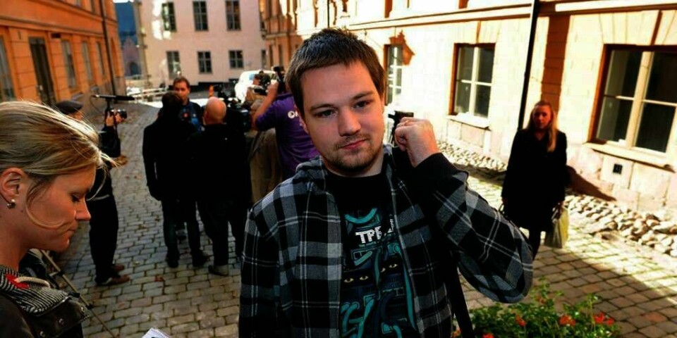 TATT:Fredrik Neij (bildet) ble pågrepet på grensa mellom Laos og Thailand. Han er dømt til fengsel for sin rolle i nettstedet Pirate Bay. Bildet er fra rettssaken i 2010.