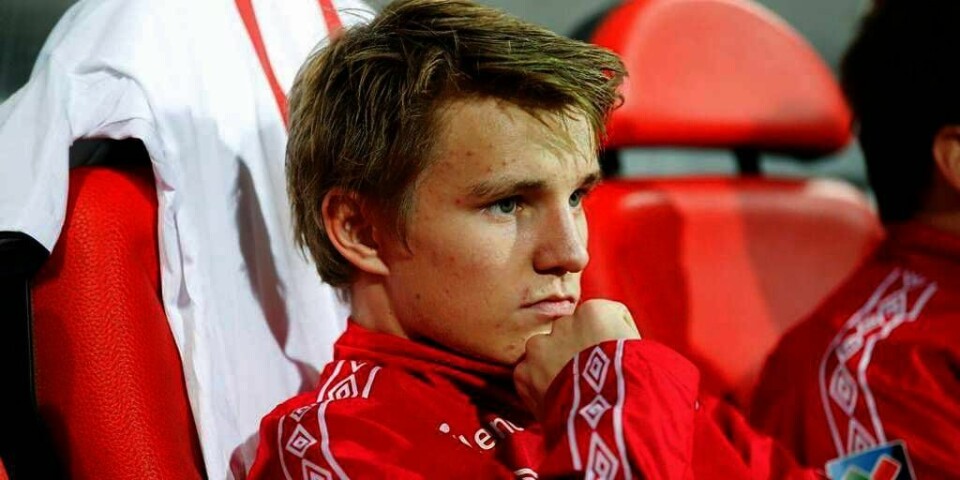 TENKER: Mange vil ha den norske fotballspilleren Martin Ødegaard med på laget. Torsdag og fredag trente han med laget Liverpool. Bildet er tatt under en kamp for Norge.