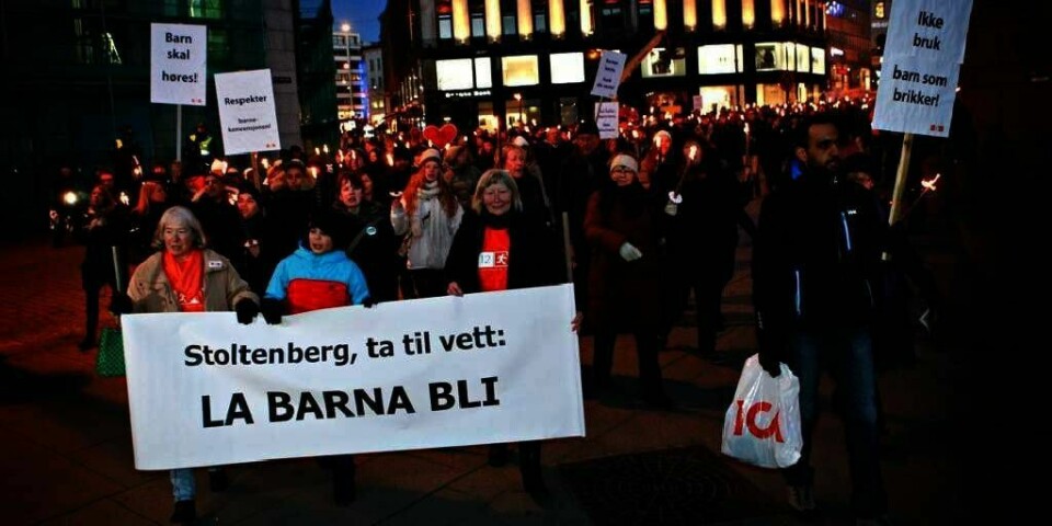 OPPHOLD: Mahdi Shabazi får opphold i Norge. I desember i fjor bestemte Høyesterett at han og familien måtte sendes ut av Norge. Det førte til mange protester som denne markeringen Karl Johans gate i januar.