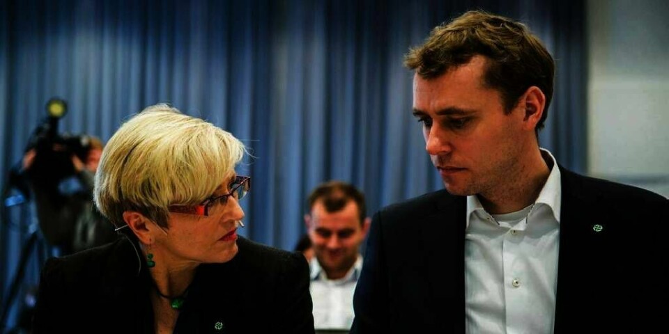 KRENKET:  Liv Signe Navarsete sier det er mye feil i boka om Sps nestleder Ola Borten Moe.