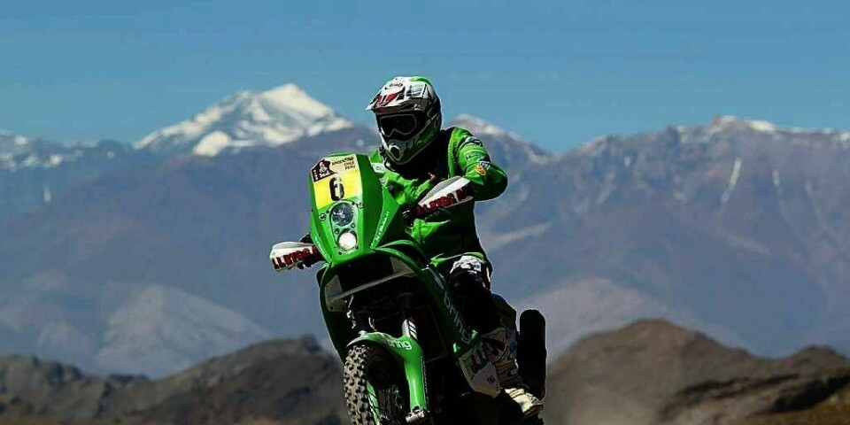 SNØ: Fredag kjører Pål Anders Ullevålseter sjette etappe i Rally Dakar. Det er i over fjellet fra Argentina til Peru. Ullevålseter kom på sjetteplass i torsdagens etappe.