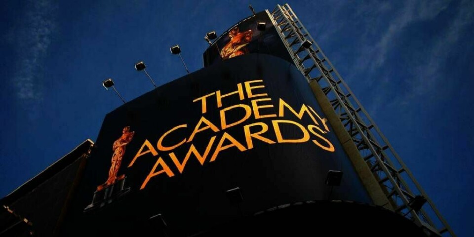 JURY: Hvite, eldre menn bestemmer hvem som er best på film. Det er flest av dem i juryen som bestemmer over Oscar-prisene. Kvinner og folk med annen hudfarge enn hvit, kan bli glemt. Det mener flere.
