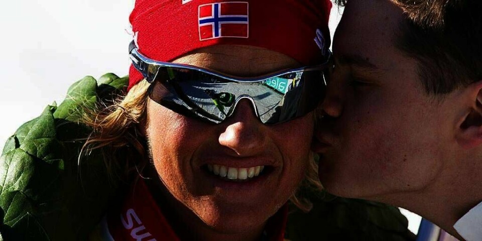 PREMIE: Skiløper Vibeke Skofterud var best blant kvinnene i rennet Vasaloppet søndag. Hun satte også ny rekord for kvinner. Men bare vinner Jörgen Brink fikk ny bil i premie. Årsaken var at han var først i mål.