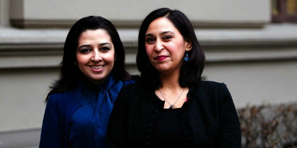 REDAKTØRER: Nazneen Khan-Østrem og Mahmona Khan har vært redaktører for en ny bok om muslimske kvinner i Norge.