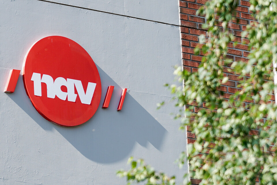 NAV-UTBETALING I APRIL: Sjekk når pengene skal være på konto. Mange får utbetalingen før påskehelga. Bildet viser logoen til Nav. Foto: Emilie Holtet / NTB / NPK