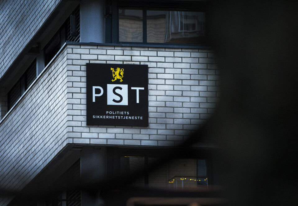 TRUSLER: Politiets sikkerhetstjeneste (PST) følger med på flere personer. PST publiserer fredag ei ny trusselvurdering for folkesamlingar og arrangement. Foto: Gorm Kallestad / NTB/ NPK