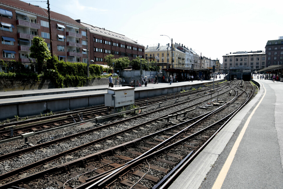 T-BANE: Majorstuen stasjon skal oppgraderes, og det skaper krøll på T-banenettet i hele Oslo gjennom våren og sommeren. Majorstuen stasjon skal oppgraderes, og det skaper krøll på T-banenettet i hele Oslo gjennom våren og sommeren. Foto: Lise Åserud / NTB